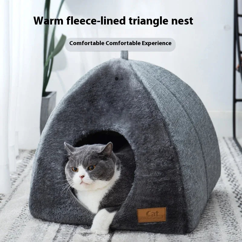 Triangle Closed Cat House Bed